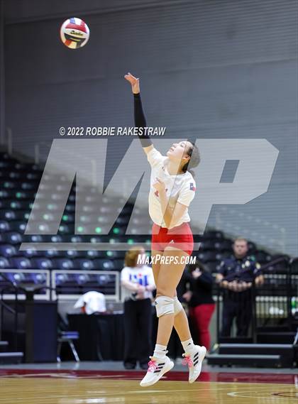 Thumbnail 2 in Randall vs. Hargrave (UIL 4A Semifinal) photogallery.