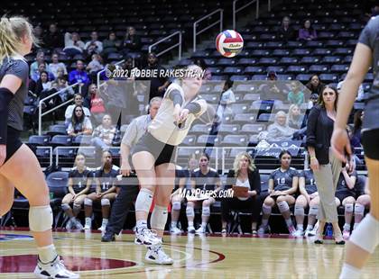 Thumbnail 2 in Randall vs. Hargrave (UIL 4A Semifinal) photogallery.
