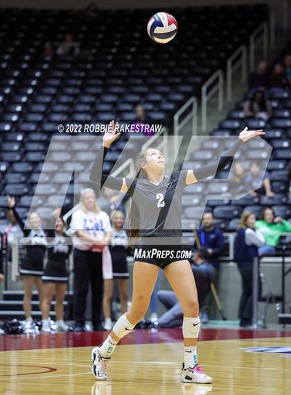 Thumbnail 3 in Randall vs. Hargrave (UIL 4A Semifinal) photogallery.