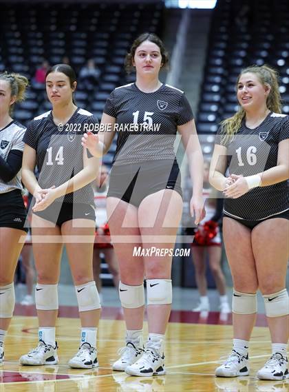 Thumbnail 3 in Randall vs. Hargrave (UIL 4A Semifinal) photogallery.