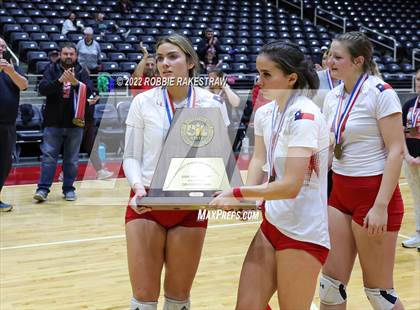 Thumbnail 2 in Randall vs. Hargrave (UIL 4A Semifinal) photogallery.