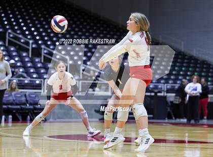 Thumbnail 3 in Randall vs. Hargrave (UIL 4A Semifinal) photogallery.