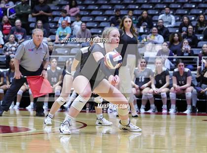 Thumbnail 1 in Randall vs. Hargrave (UIL 4A Semifinal) photogallery.