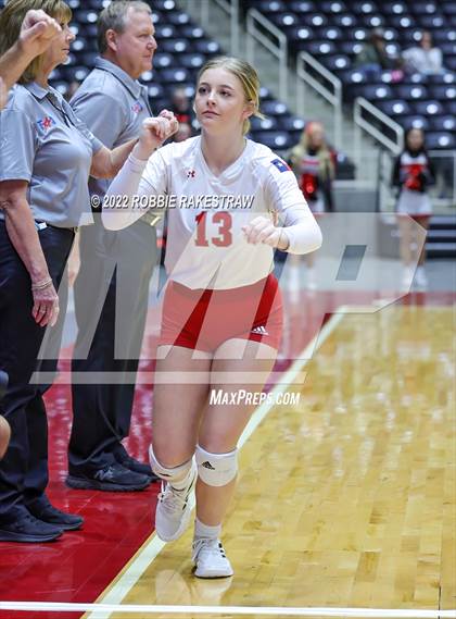 Thumbnail 3 in Randall vs. Hargrave (UIL 4A Semifinal) photogallery.