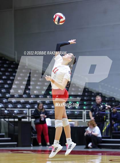 Thumbnail 2 in Randall vs. Hargrave (UIL 4A Semifinal) photogallery.