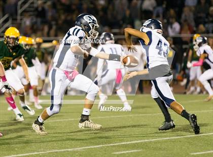 Thumbnail 1 in Camarillo @ Moorpark photogallery.