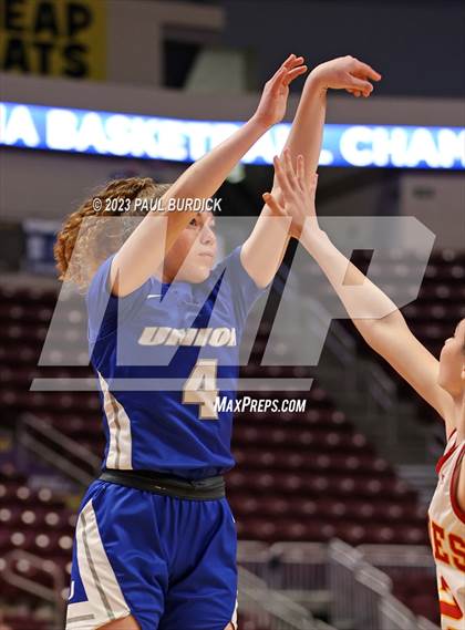 Thumbnail 2 in Our Lady of Lourdes Regional vs. Union Area (PIAA 1A Championship) photogallery.