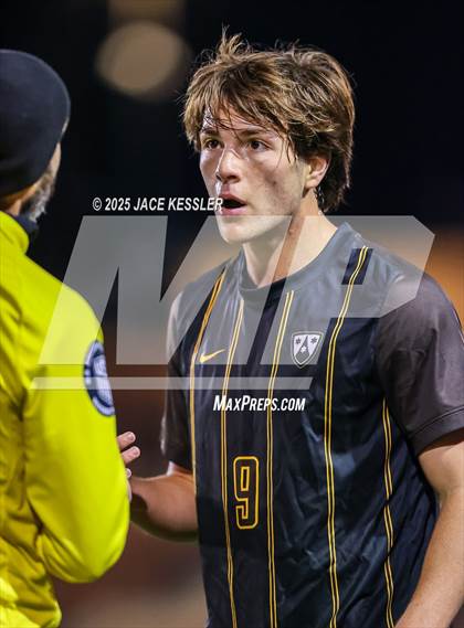 Thumbnail 1 in AGBU @ Crespi photogallery.