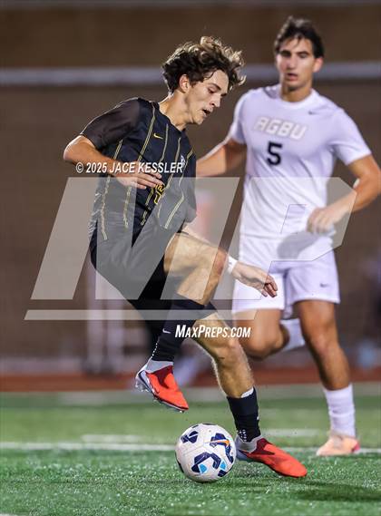 Thumbnail 3 in AGBU @ Crespi photogallery.