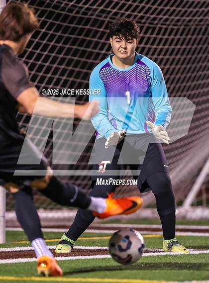 Thumbnail 1 in AGBU @ Crespi photogallery.