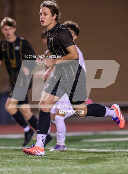 Thumbnail 3 in AGBU @ Crespi photogallery.