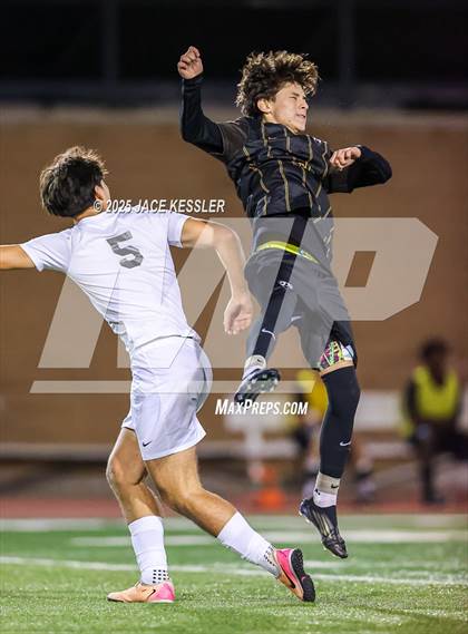 Thumbnail 2 in AGBU @ Crespi photogallery.