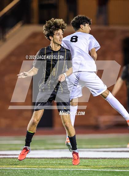 Thumbnail 1 in AGBU @ Crespi photogallery.