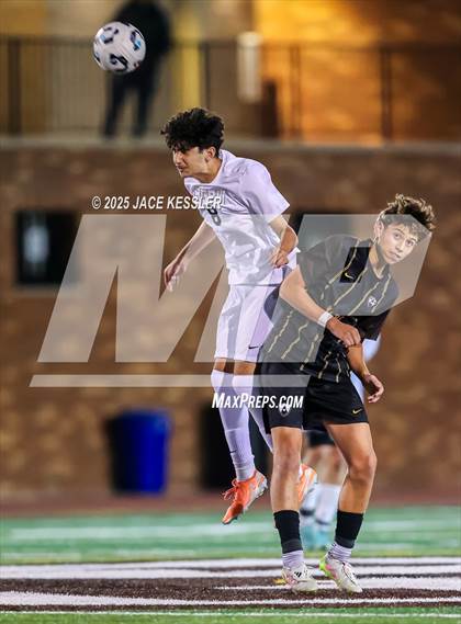 Thumbnail 1 in AGBU @ Crespi photogallery.