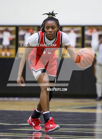 Thumbnail 2 in Rusk vs Tyler (Kaufman Holiday Tournament) photogallery.