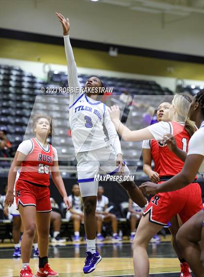 Thumbnail 3 in Rusk vs Tyler (Kaufman Holiday Tournament) photogallery.