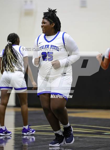 Thumbnail 1 in Rusk vs Tyler (Kaufman Holiday Tournament) photogallery.