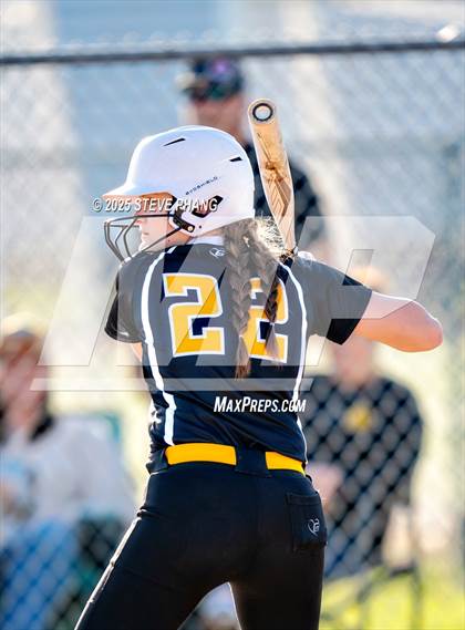 Thumbnail 1 in Del Oro @ River City photogallery.