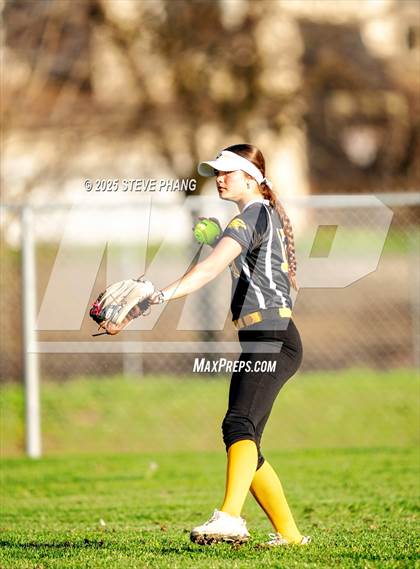 Thumbnail 2 in Del Oro @ River City photogallery.