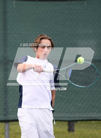 Thumbnail 3 in TSSAA District 8 AA Individual Tournament photogallery.