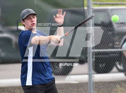 Thumbnail 3 in TSSAA District 8 AA Individual Tournament photogallery.