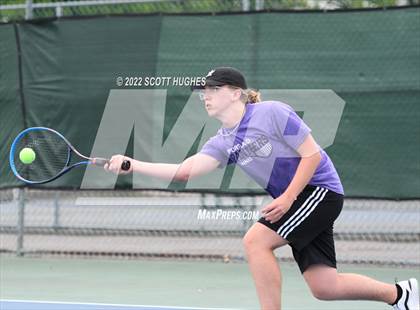 Thumbnail 2 in TSSAA District 8 AA Individual Tournament photogallery.