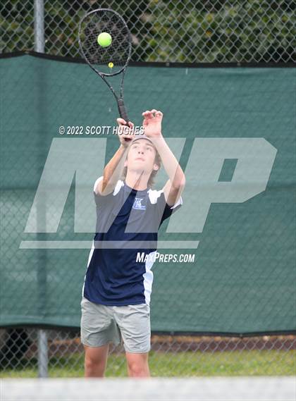 Thumbnail 1 in TSSAA District 8 AA Individual Tournament photogallery.