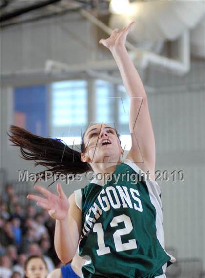 Thumbnail 1 in Cornwall Central vs. Wallkill (Section 9 Class A Final) photogallery.