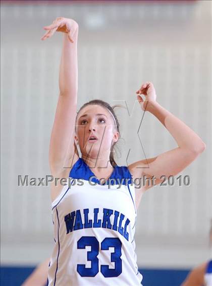 Thumbnail 2 in Cornwall Central vs. Wallkill (Section 9 Class A Final) photogallery.