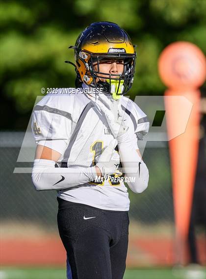 Thumbnail 1 in JV: North Thurston @ Timberline photogallery.