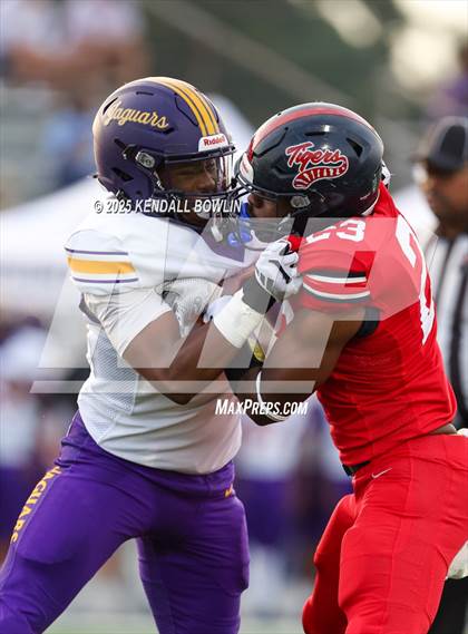 Thumbnail 1 in DeSoto Central @ South Panola photogallery.