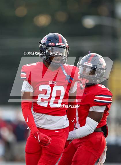 Thumbnail 2 in DeSoto Central @ South Panola photogallery.