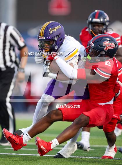 Thumbnail 1 in DeSoto Central @ South Panola photogallery.