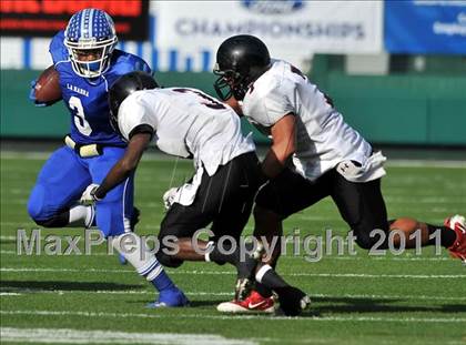 Thumbnail 2 in Tustin vs. La Habra (CIF SS Southwest Division Final) photogallery.