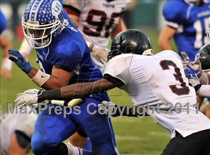 Thumbnail 3 in Tustin vs. La Habra (CIF SS Southwest Division Final) photogallery.
