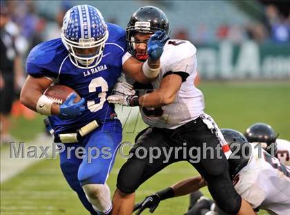 Thumbnail 2 in Tustin vs. La Habra (CIF SS Southwest Division Final) photogallery.