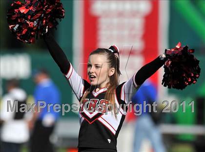 Thumbnail 2 in Tustin vs. La Habra (CIF SS Southwest Division Final) photogallery.