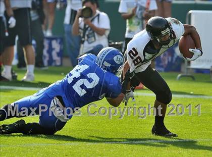 Thumbnail 3 in Tustin vs. La Habra (CIF SS Southwest Division Final) photogallery.