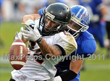 Thumbnail 3 in Tustin vs. La Habra (CIF SS Southwest Division Final) photogallery.