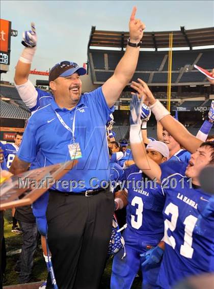 Thumbnail 2 in Tustin vs. La Habra (CIF SS Southwest Division Final) photogallery.