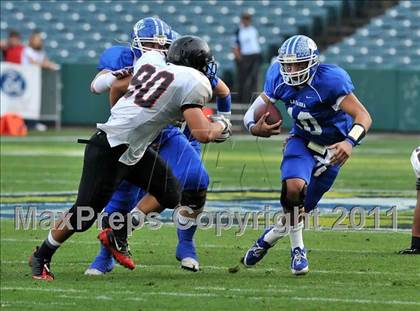 Thumbnail 1 in Tustin vs. La Habra (CIF SS Southwest Division Final) photogallery.