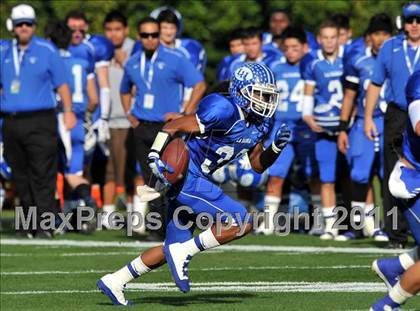 Thumbnail 2 in Tustin vs. La Habra (CIF SS Southwest Division Final) photogallery.