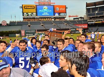 Thumbnail 1 in Tustin vs. La Habra (CIF SS Southwest Division Final) photogallery.
