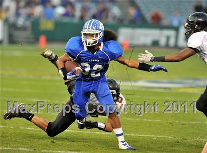 Thumbnail 1 in Tustin vs. La Habra (CIF SS Southwest Division Final) photogallery.