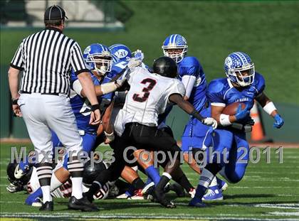 Thumbnail 1 in Tustin vs. La Habra (CIF SS Southwest Division Final) photogallery.