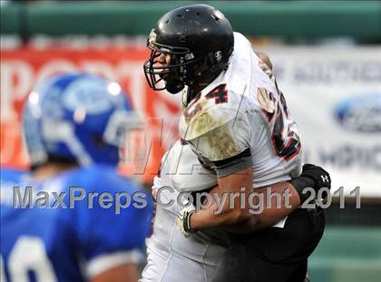 Thumbnail 2 in Tustin vs. La Habra (CIF SS Southwest Division Final) photogallery.