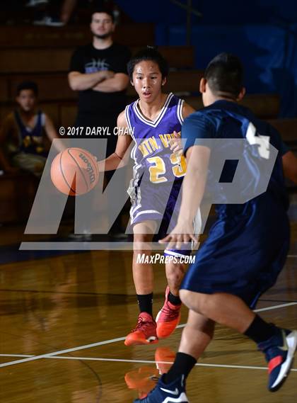 Thumbnail 3 in Gabrielino vs Mountain View (San Marino Tournament) photogallery.