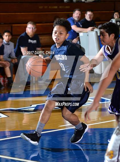 Thumbnail 2 in Gabrielino vs Mountain View (San Marino Tournament) photogallery.