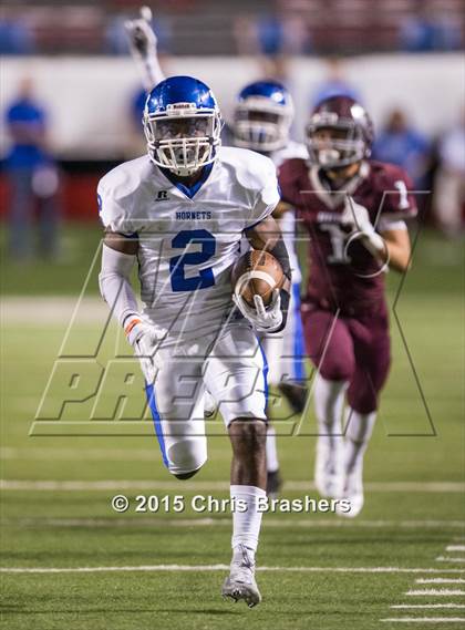Thumbnail 1 in Benton vs. Bryant (War Memorial Stadium) photogallery.