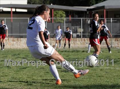 Thumbnail 1 in Arleta @ Verdugo Hills photogallery.